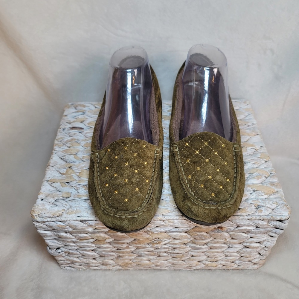 Naturalizer Comfy Outdoor Moccasins Loafers Embellished Suede Moss Green 8.5 M